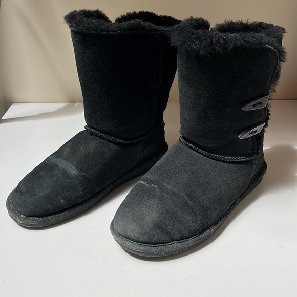 Black BearPaw Boots - Picture 2 of 4